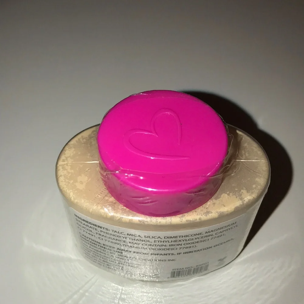 Beauty Creations BANANA SETTING POWDER New and sealed